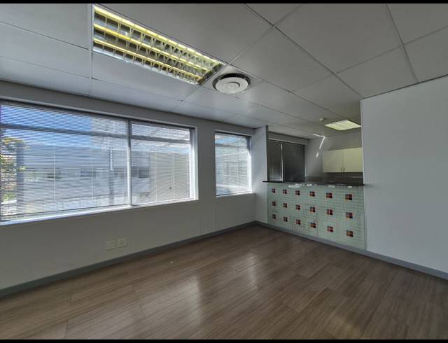 935M² OFFICE TO LET IN ILLOVO